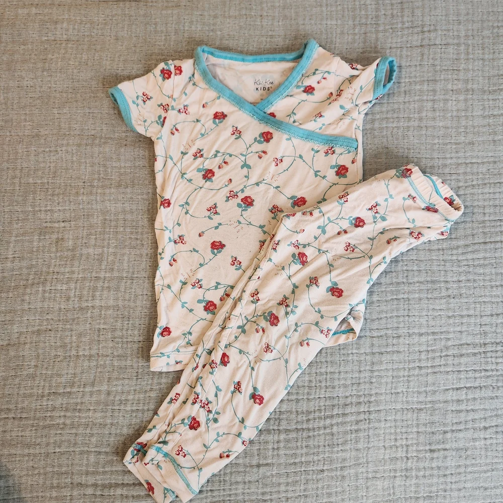 KICKEE Bamboo 2 Piece Set Kimono Floral Vines Short Sleeve pajamas 2t months